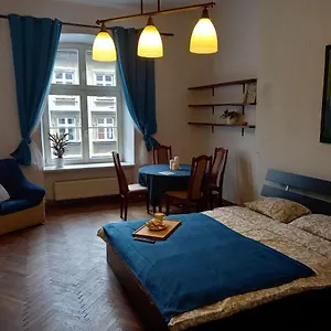 https://first-station-26.krakowhotelspoland.com