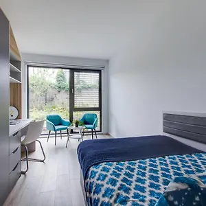 https://yugo-highfield-parkcity.dublin-hotelsweb.com